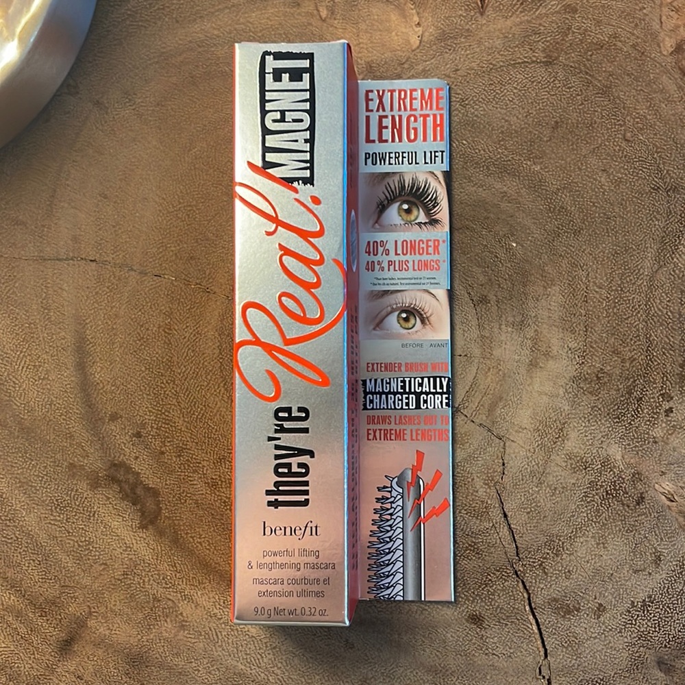 BRAND NEW BENEFIT COSMETICS THEY’RE REAL MAGNET EXTREME LENGTHENING MASCARA